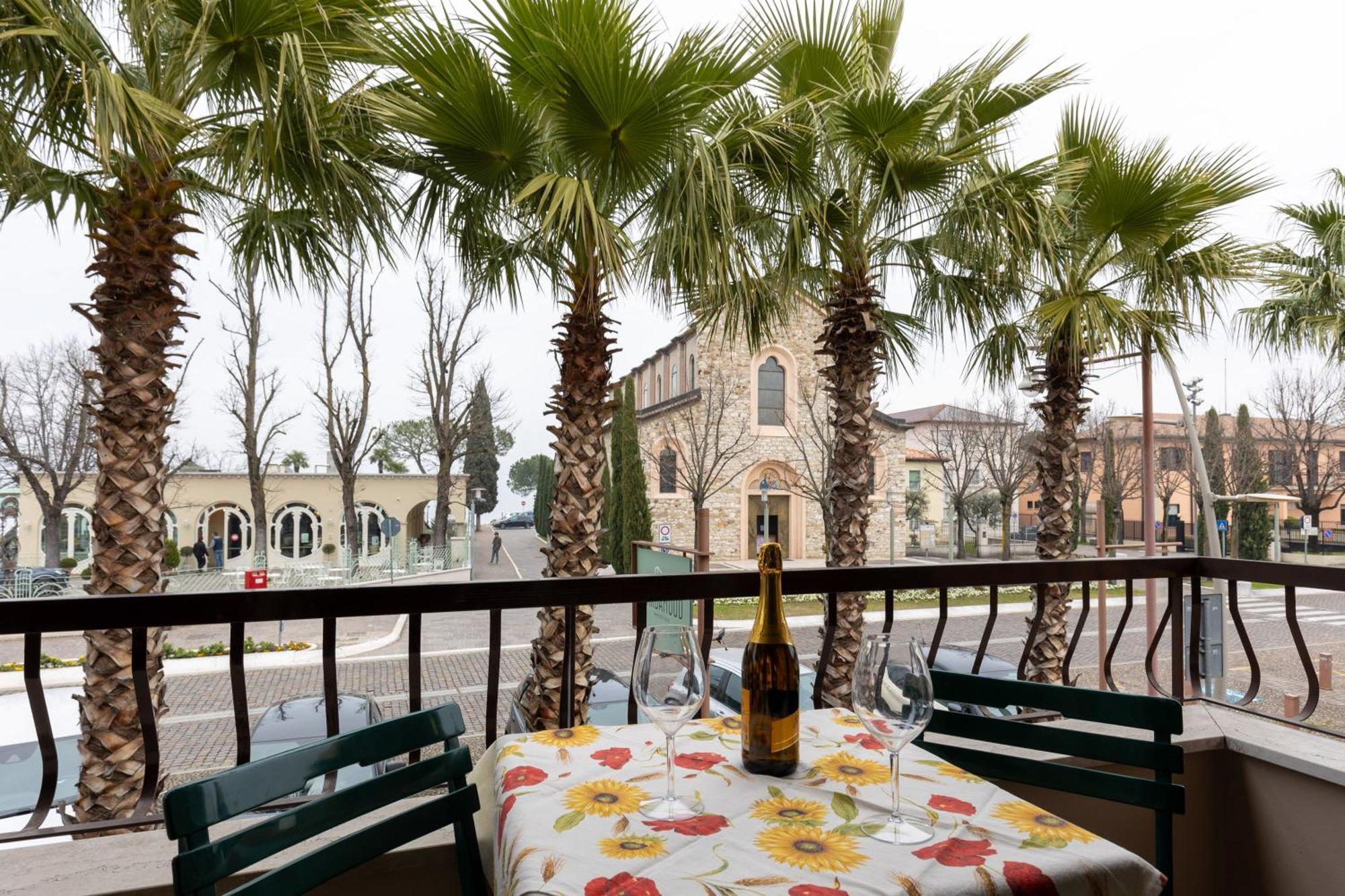 Sorridi Al Lago Sirmione Exteriör bild
